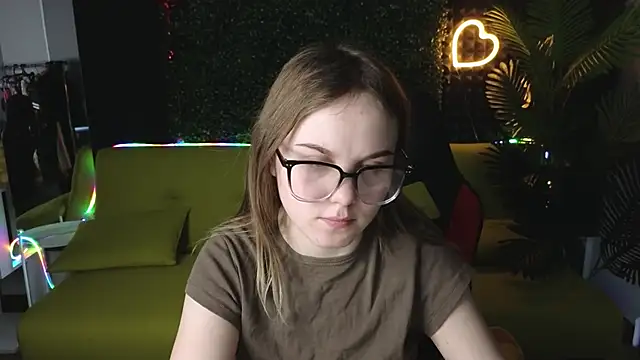 Dyna bae online show from March 4, 1:12 am