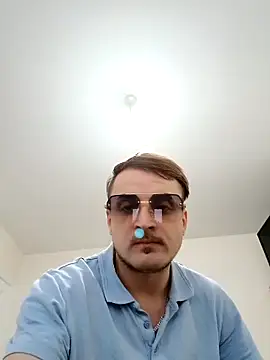 Snapshot of Eusuntnoulgigolo chatting on February 16, 4:21 pm Eusuntnoulgigolo online show from February 16, 4:21 pm