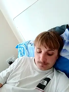 Snapshot of Eusuntnoulgigolo chatting on March 16, 4:01 pm Eusuntnoulgigolo online show from March 16, 4:01 pm