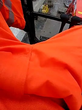 Eusuntnoulgigolo online show from November 19, 9:53 am