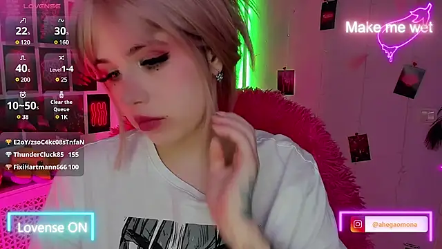 Sparkle Mona online show from March 4, 5:42 am