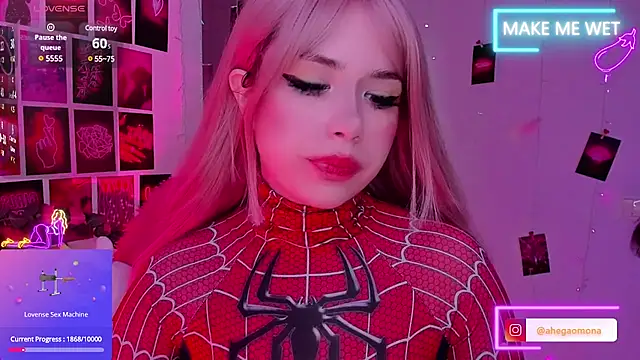 Sparkle Mona online show from March 6, 2:19 am