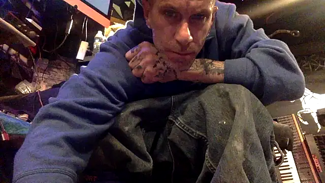 lifitness0708 online show from February 15, 4:14 pm