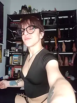 MirianaB online show from December 15, 7:29 pm