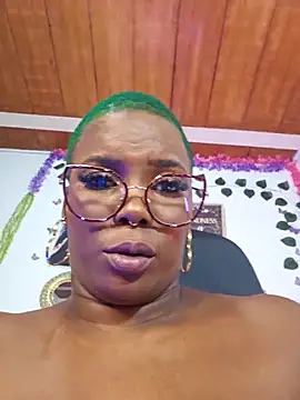 DashaSousaa online show from February 27, 11:26 pm