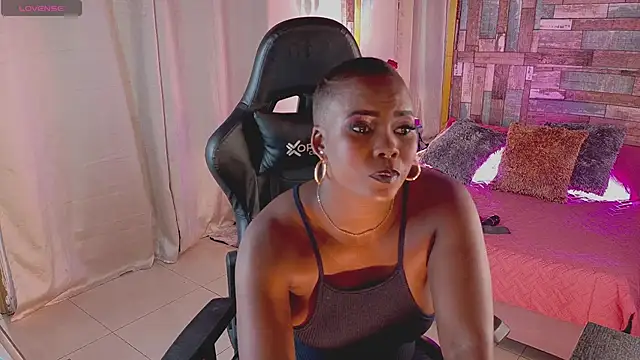 DashaSousaa online show from October 14, 2:51 pm