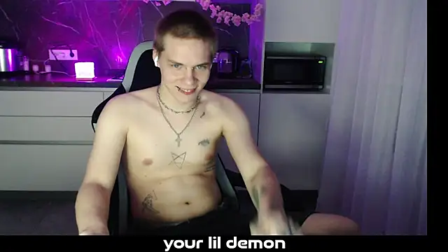 yourlildemon online show from February 25, 7:01 pm