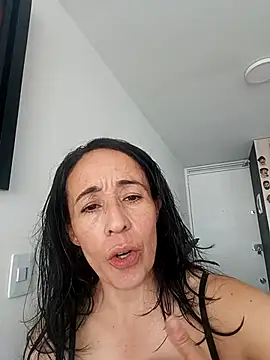 Coeur de luxure online show from November 2, 2:52 pm