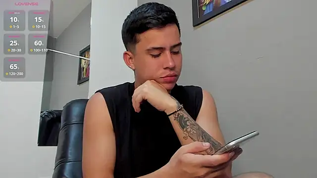 mattiwsmorris  online show from March 10, 11:48 am