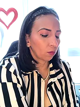 Mrsvictoriaaa online show from February 22, 7:01 pm