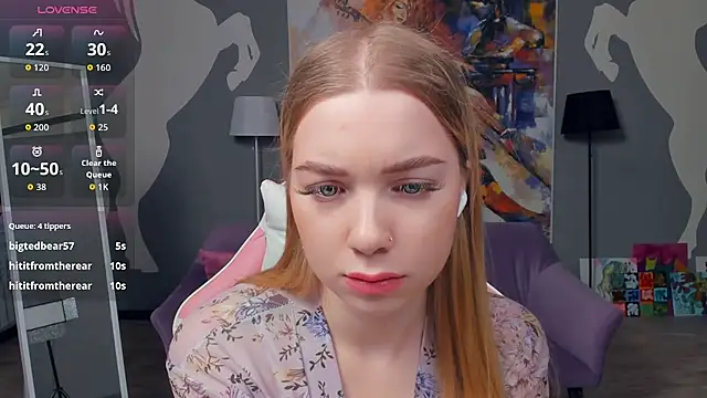 FloraBonde online show from October 30, 10:16 am