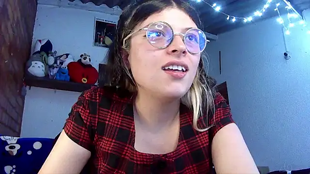 Emily  katz online show from March 19, 6:44 pm