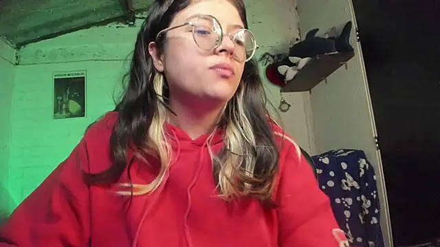 Emily  katz online show from September 22, 11:40 pm