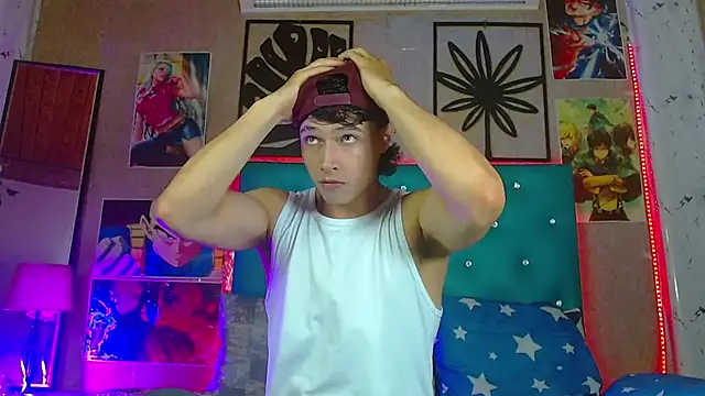 LiamAndrewzz online show from November 28, 4:59 am