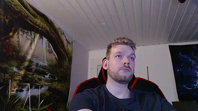 Snapshot of Justforfunc123 chatting on November 15, 10:12 am Justforfunc123 online show from November 15, 10:12 am