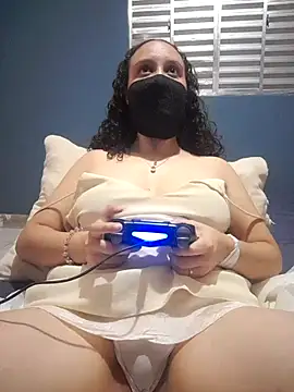 Snapshot of Lilly_Lustt chatting on February 26, 4:36 am Lilly Lustt online show from February 26, 4:36 am