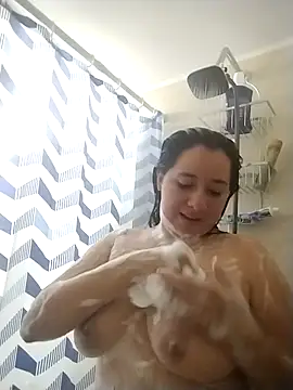 Snapshot of sweetie__annieee chatting on September 10, 4:23 am sweetie  annieee online show from September 10, 4:23 am