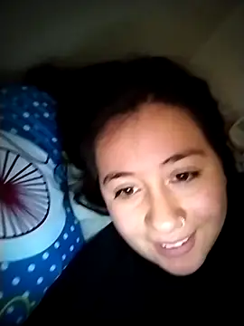 Snapshot of sweetie__annieee chatting on October 8, 6:44 am sweetie  annieee online show from October 8, 6:44 am