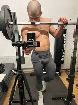 Snapshot of pesyelisa chatting on February 20, 6:57 pm pesyelisa online show from February 20, 6:57 pm