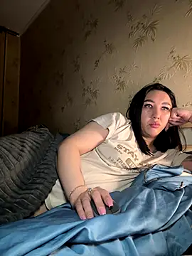 Naughtbaby 2025 online show from November 2, 3:20 am