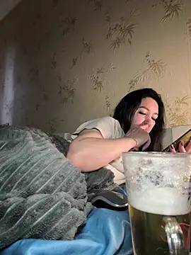 Naughtbaby 2025 online show from November 3, 2:18 pm