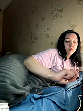 Naughtbaby 2025 online show from December 2, 2:34 pm