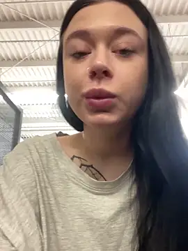 AlishaPrettyBlade online show from March 5, 6:33 am