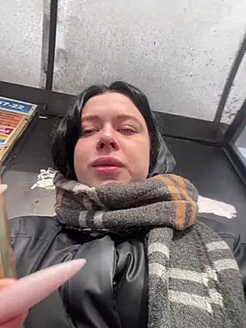 AlishaPrettyBlade online show from March 12, 3:24 am