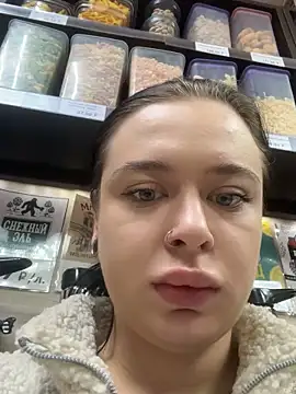 AlishaPrettyBlade online show from September 13, 11:21 am