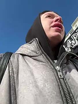 AlishaPrettyBlade online show from March 30, 6:47 am