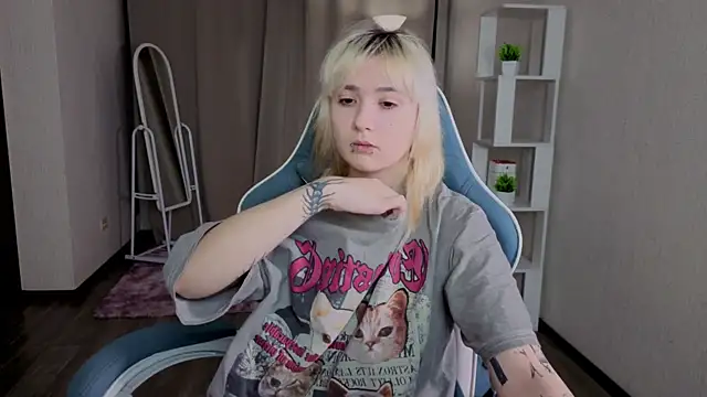 Nasy online show from December 1, 4:34 pm