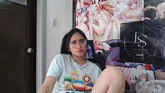 Snapshot of Arielle_lov chatting on March 3, 5:50 pm Arielle lov online show from March 3, 5:50 pm