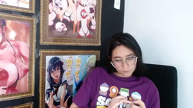 Snapshot of Arielle_lov chatting on March 4, 5:24 pm Arielle lov online show from March 4, 5:24 pm