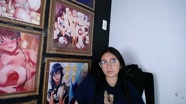 Snapshot of Arielle_lov chatting on March 6, 2:40 pm Arielle lov online show from March 6, 2:40 pm