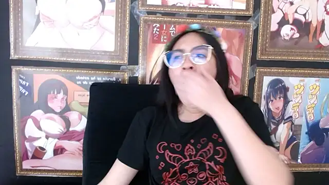 Snapshot of Arielle_lov chatting on March 17, 5:49 pm Arielle lov online show from March 17, 5:49 pm