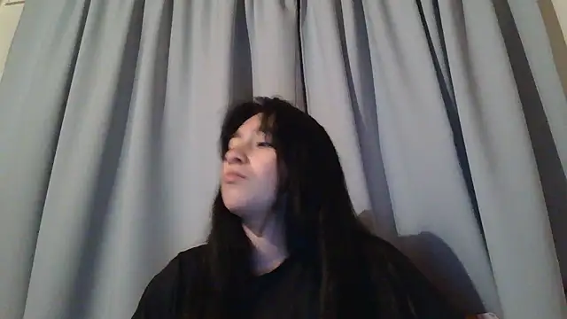 Snapshot of Arielle_lov chatting on November 1, 12:56 am Arielle lov online show from November 1, 12:56 am