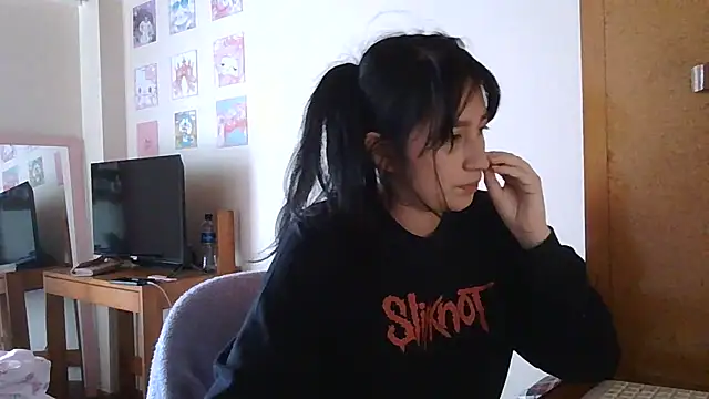 Snapshot of Arielle_lov chatting on November 10, 6:07 pm Arielle lov online show from November 10, 6:07 pm