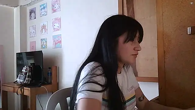 Snapshot of Arielle_lov chatting on November 12, 7:35 pm Arielle lov online show from November 12, 7:35 pm