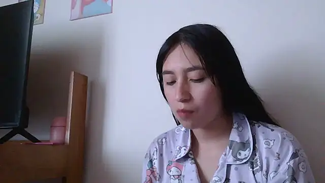 Snapshot of Arielle_lov chatting on February 14, 4:15 pm Arielle lov online show from February 14, 4:15 pm