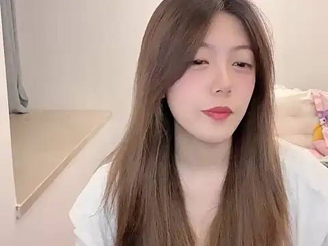 Snapshot of JayM584520 chatting on February 18, 1:33 pm JayM584520 online show from February 18, 1:33 pm