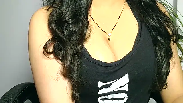 its siya online show from November 18, 3:05 pm