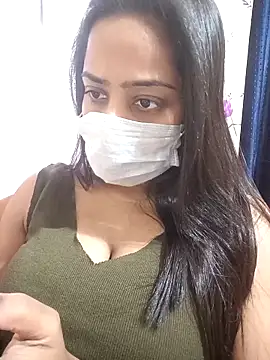 COZY ROZI online show from November 22, 11:53 am