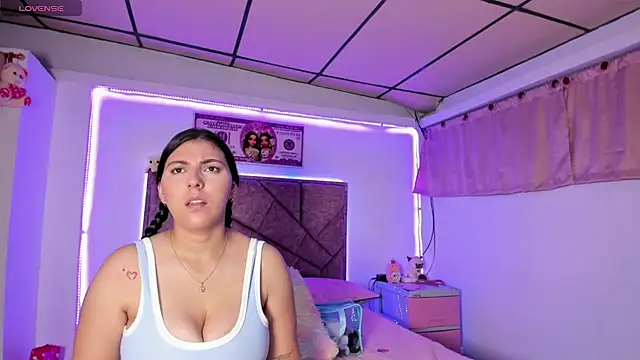 Cristal Smith20 online show from November 27, 1:18 am