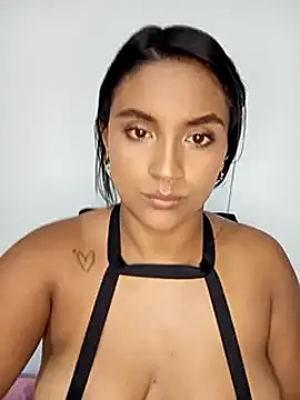 victoria roussee online show from February 26, 3:21 am