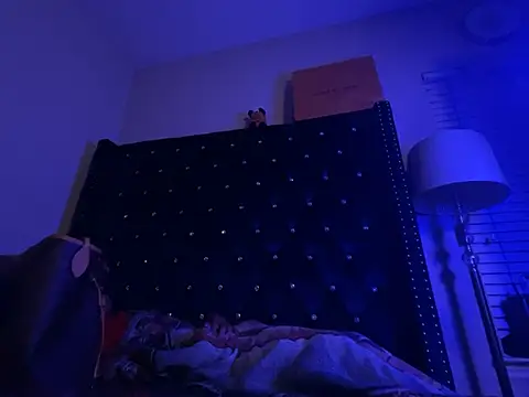 celestefantasea online show from February 25, 9:09 am