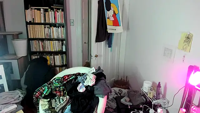 Rosiee69  online show from October 4, 12:25 pm