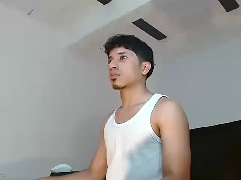 AngelHil online show from December 14, 1:44 am