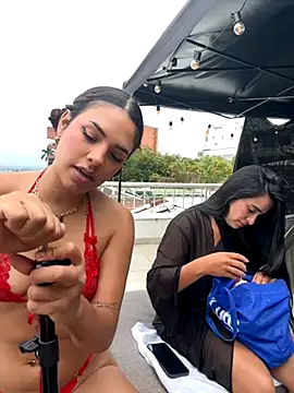 Alice surprise online show from September 11, 8:20 pm