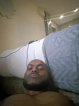 Snapshot of Mrnutella chatting on February 24, 4:16 am Mrnutella online show from February 24, 4:16 am