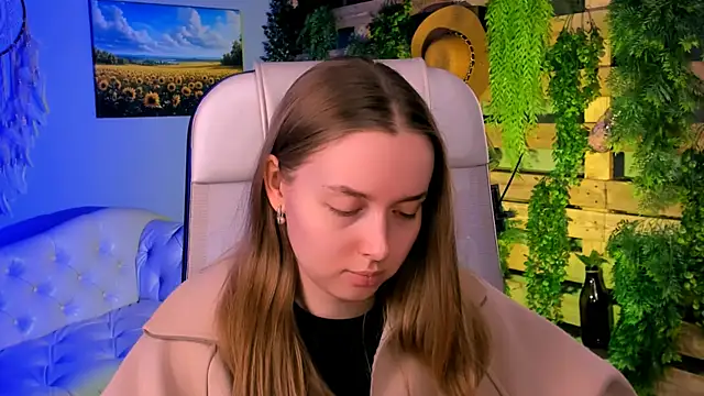 JenniferGraces online show from October 8, 10:57 am